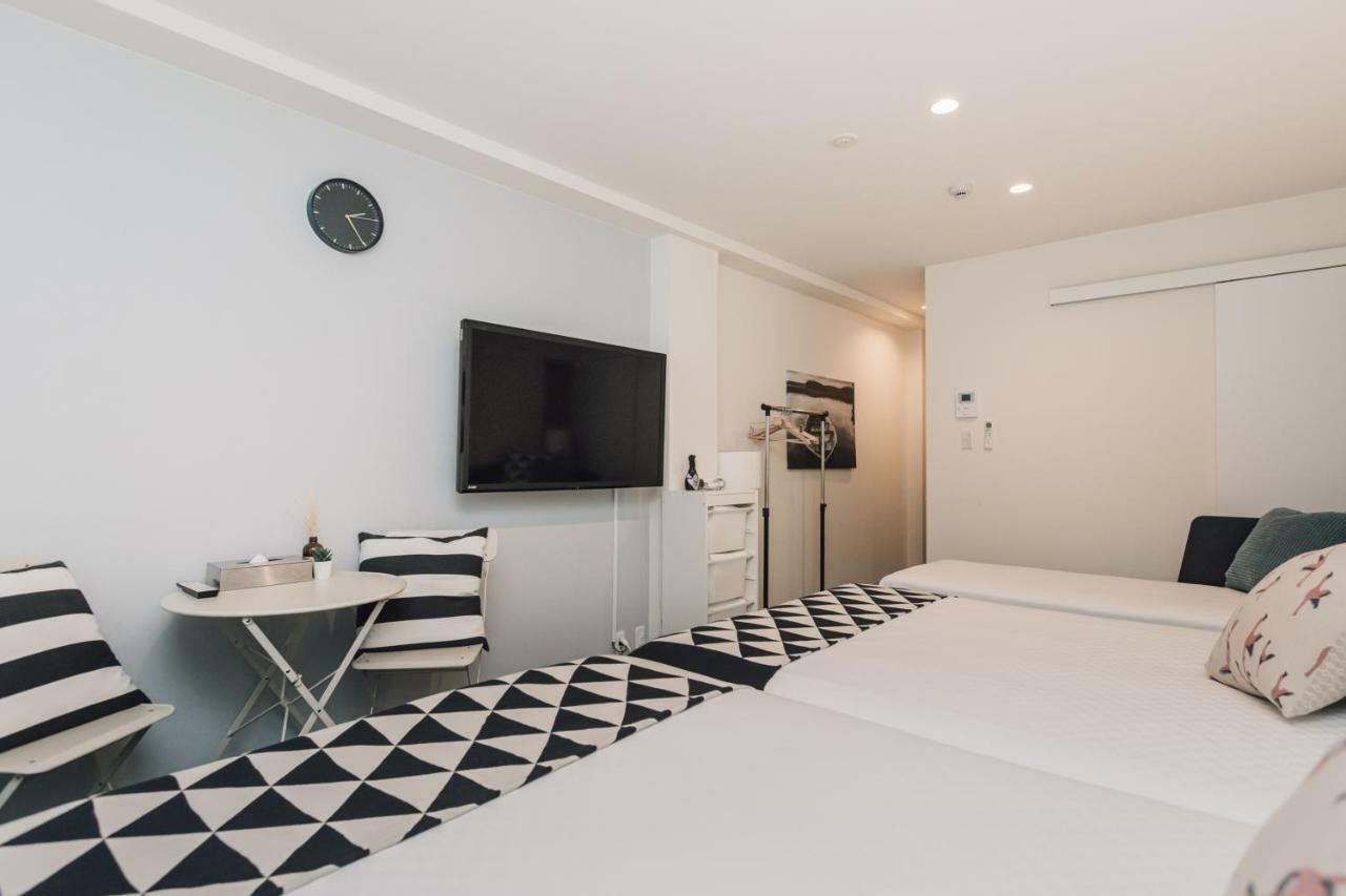 Namba Garden Square Apartment Osaka Exterior photo